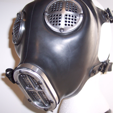 Type 3 Apocalypse Gas Mask, image 1